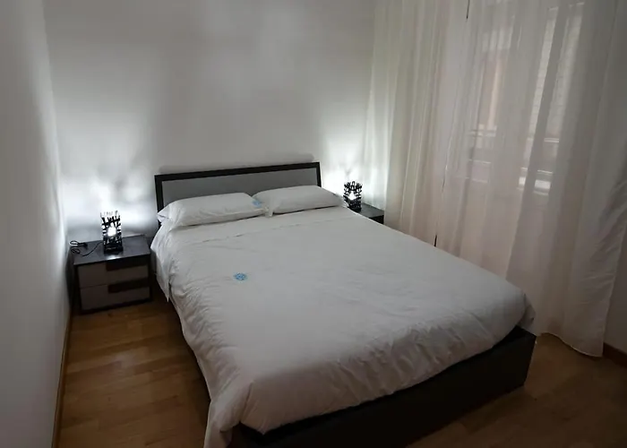 Parco Margherita 3 아파트 *