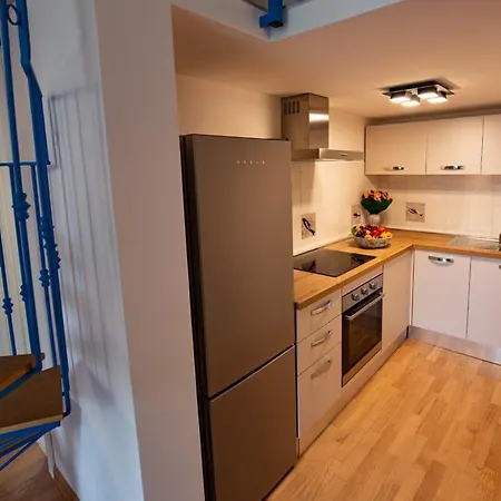 Parco Margherita 3 Naples